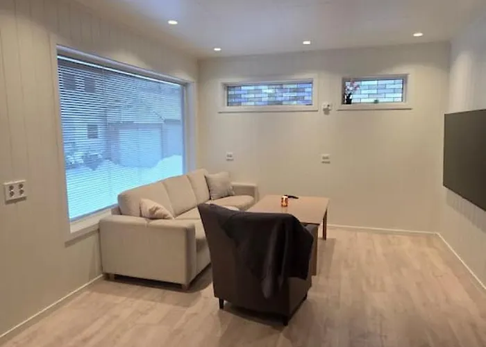 Arctic Nine - Nr 3 - On The Island * Tromsø