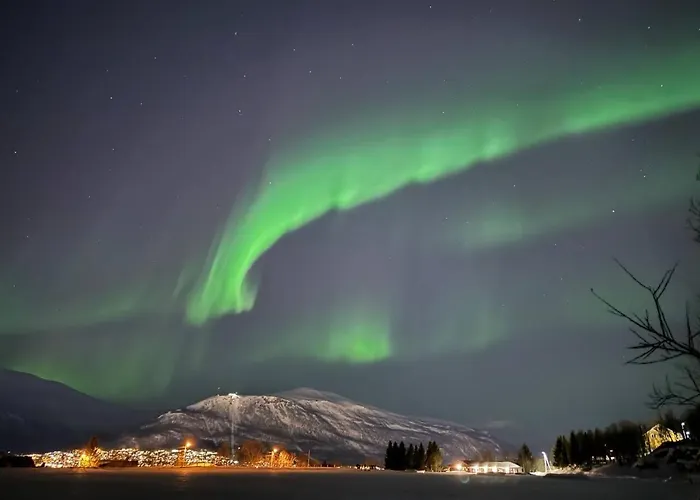 Arctic Nine - Nr 3 - On The Island Casa de Férias Tromsø